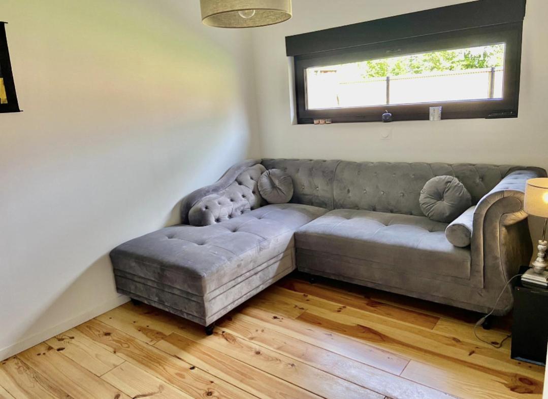 וילנב ד'אסק Appartements Du 101 מראה חיצוני תמונה